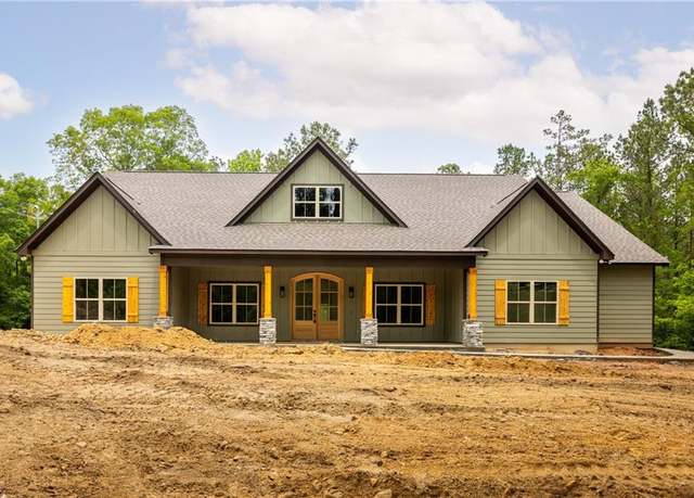 Property at 3729 Lee Road 249, Smiths Station, AL 36877, 4 beds, 2.5 baths