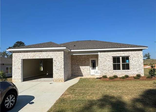 Property at 7177 King Rd, Valley, AL 36854, 3 beds, 2 baths