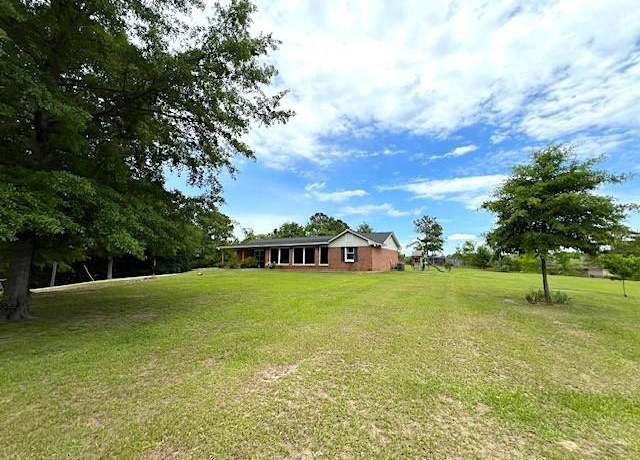 Property at 1099 Lee Road 212, Phenix City, AL 36870, 3 beds, 2 baths