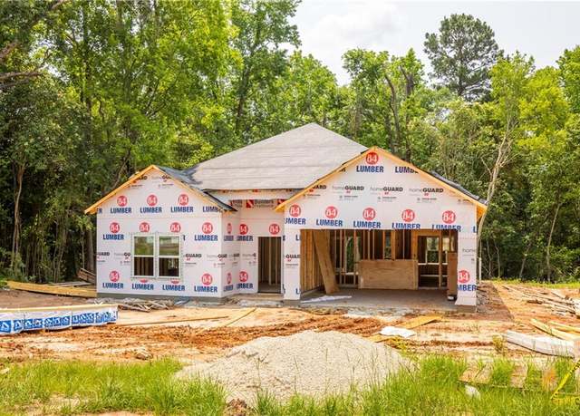 Property at 3403 S Seale Rd, Phenix City, AL 36869, 3 beds, 2 baths