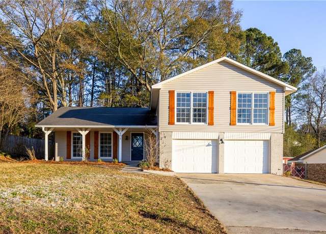 Property at 3610 Kelly Ct, Phenix City, AL 36867, 4 beds, 3 baths