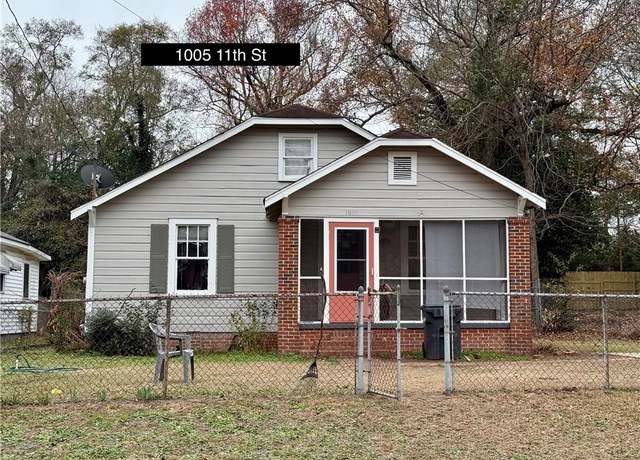 Property at 1005 11th St, Phenix City, AL 36870, 1 bed, 1 bath