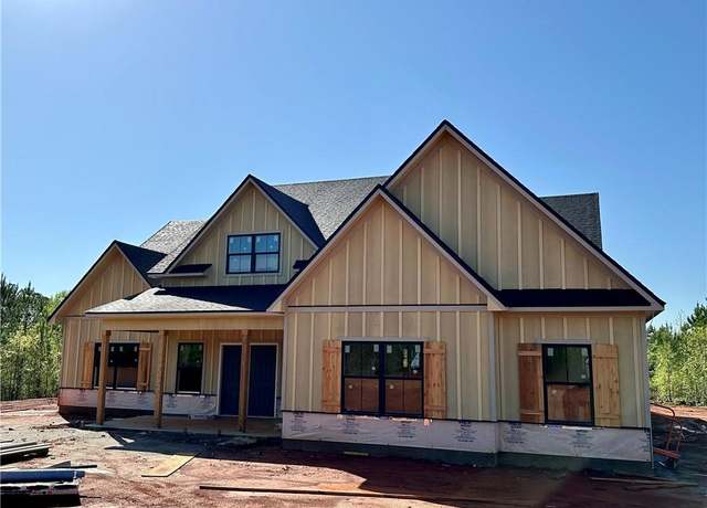 Property at 8850 Lee Road 158, Salem, AL 36874, 4 beds, 3 baths