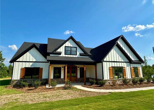 Property at 8850 Lee Road 158, Salem, AL 36874, 4 beds, 3 baths