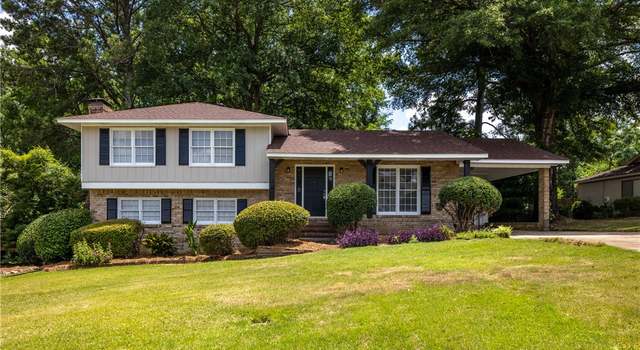 Photo of 3405 Bridgewater Ct, Phenix City, AL 36867