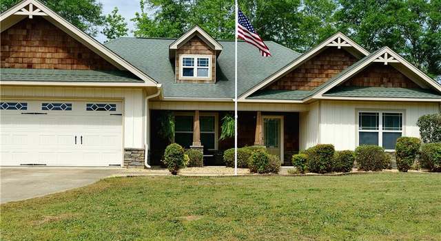 Photo of 14 Summershade Ct, Fort Mitchell, AL 36856