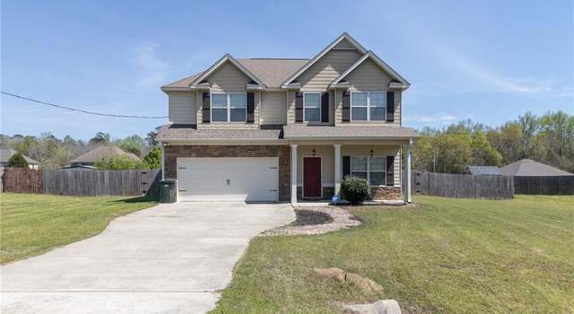 Photo of 26 Maxwell Dr, Fort Mitchell, AL 36856