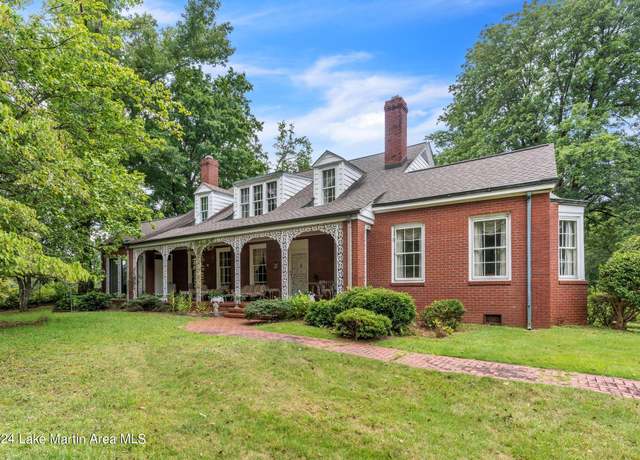 Property at 791 Ridgeway Dr, Alexander City, AL 35010, 4 beds, 2.5 baths
