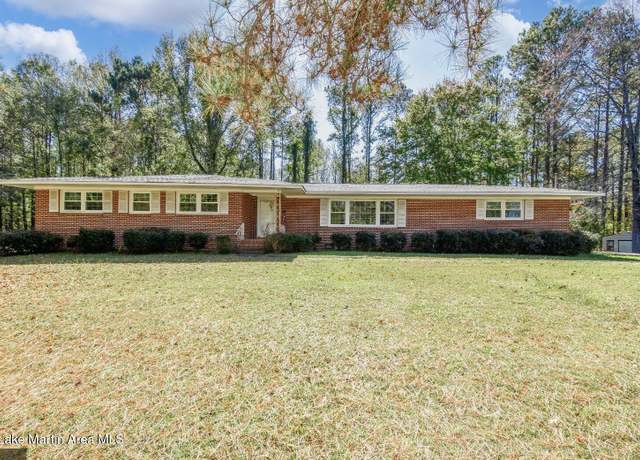 Property at 3460 Hillabee Rd, Alexander City, AL 35010, 3 beds, 2 baths