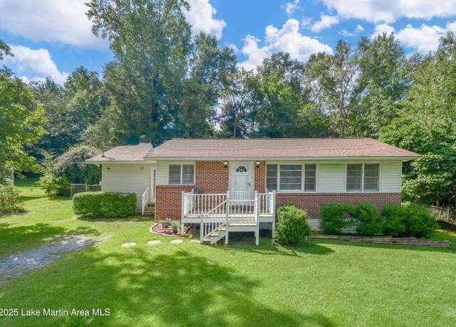 Property at 1444 4th St, Alexander City, AL 35010, 3 beds, 1 bath