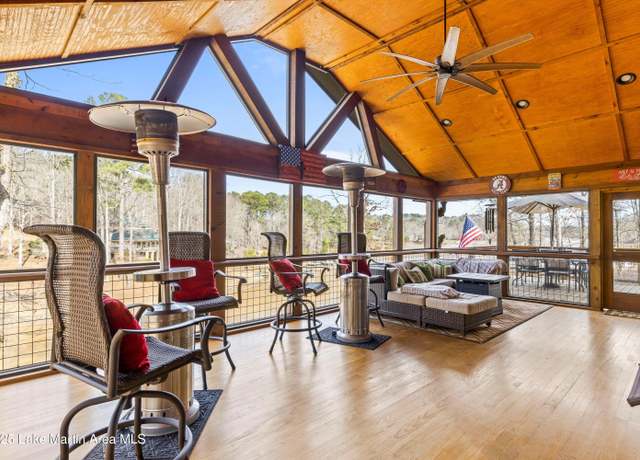 Property at 57 Lakeview Point Pt, Alexander City, AL 35010, 6 beds, 3 baths