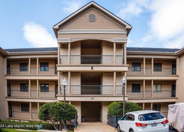 Property at 370 Marina Point Rd. Unit E104, Dadeville, AL 36853, 3 beds, 2 baths