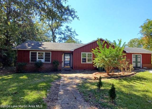 Property at 731 Ashland Ave, Wadley, AL 36276, 3 beds, 2 baths