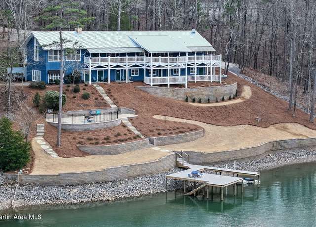 Property at 1677 Andrews Mill Rd, Tallassee, AL 36078, 9 beds, 7 baths