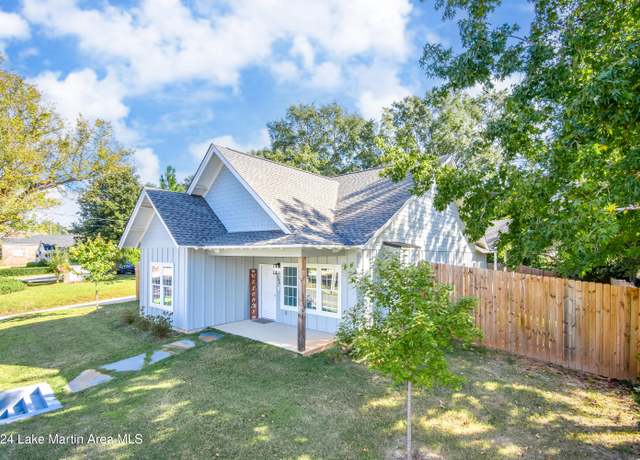 Property at 305 Church St, Alexander City, AL 35010, 3 beds, 2 baths