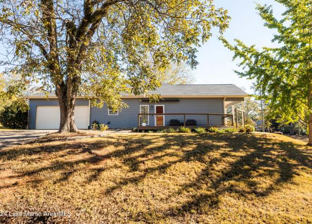 Property at 112 N Spring St, Dadeville, AL 36853, 3 beds, 2 baths