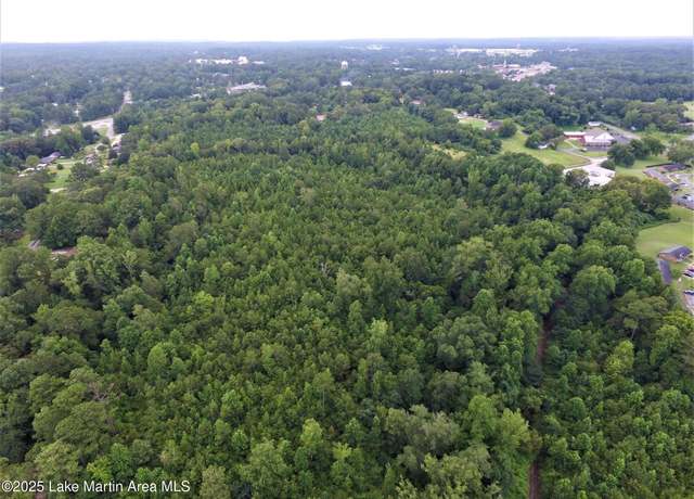 Property at N 11th Ave, Alexander City, AL 35010