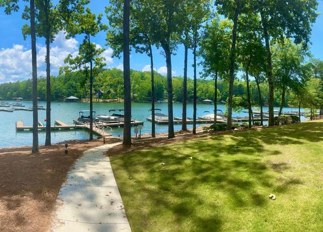Property at 175 Sunset Point Unit 712, Dadeville, AL 36853, 2 beds, 2 baths