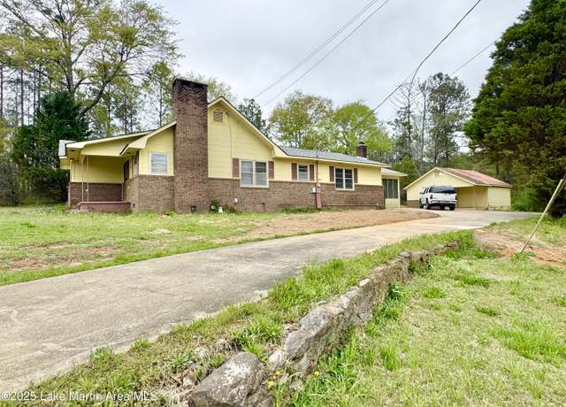 Property at 2821 Hillabee Rd, Alexander City, AL 35010, 3 beds, 2 baths