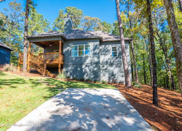 Property at 121 Martin Ridge Trce, Tallassee, AL 36078, 4 beds, 2 baths