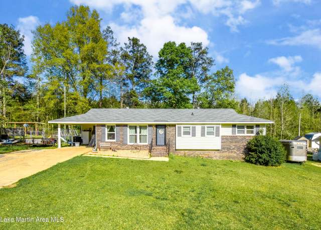 Property at 230 Lorena Dr, Alexander City, AL 35010, 3 beds, 2 baths
