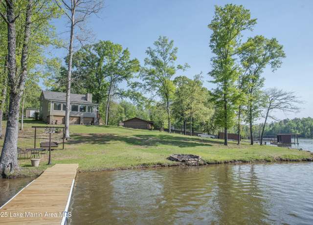 Property at 790 Lakeview Hts, Jacksons Gap, AL 36861, 3 beds, 2 baths
