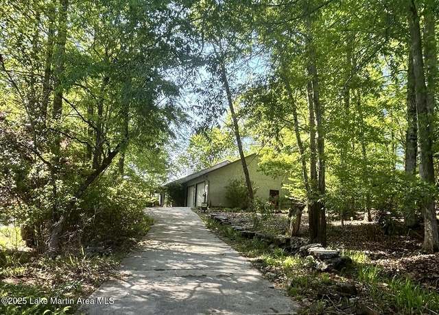 Property at 218 Tanglewood Ln, Dadeville, AL 36853, 2 beds, 2 baths