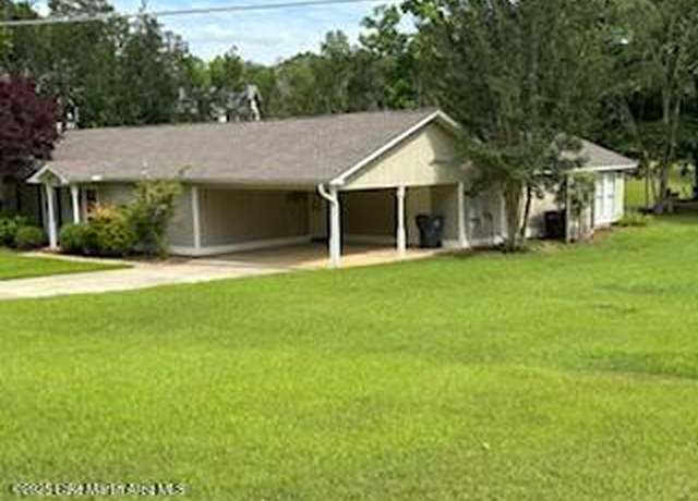 Property at 1967 Centerport Rd, Dadeville, AL 36853, 4 beds, 2 baths