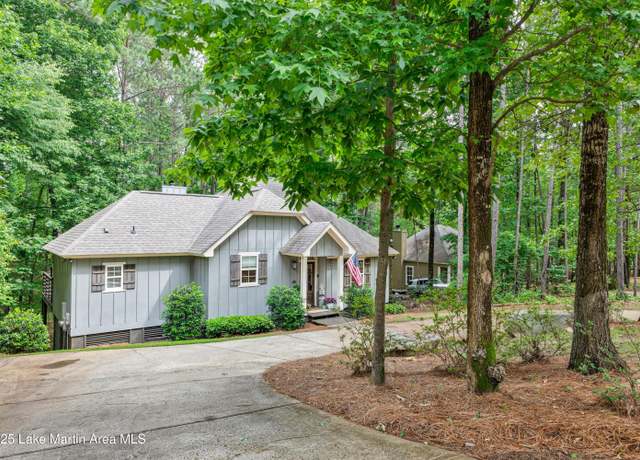 Property at 123 Village Cir, Dadeville, AL 36853, 3 beds, 3 baths