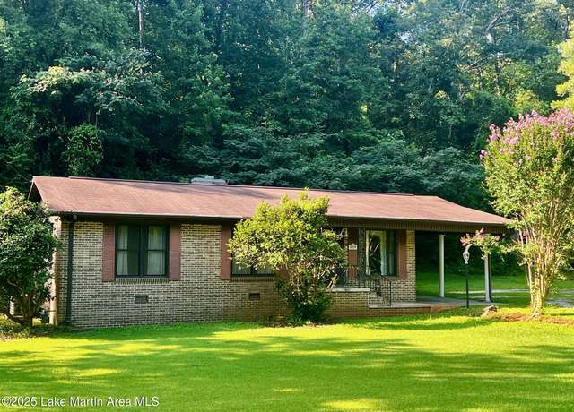 Property at 2240 Oldfield Rd, Sylacauga, AL 35151, 3 beds, 1 bath