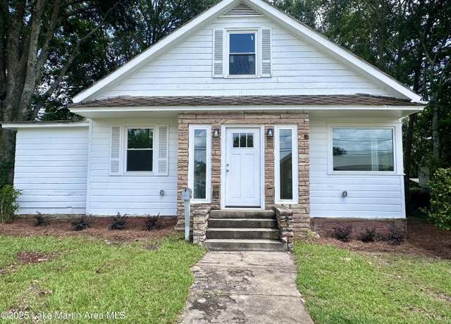 Property at 104 Central Blvd, East Tallassee, AL 36078, 3 beds, 2 baths