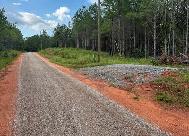 Property at 908 Pineforest Dr, Dadeville, AL 36853