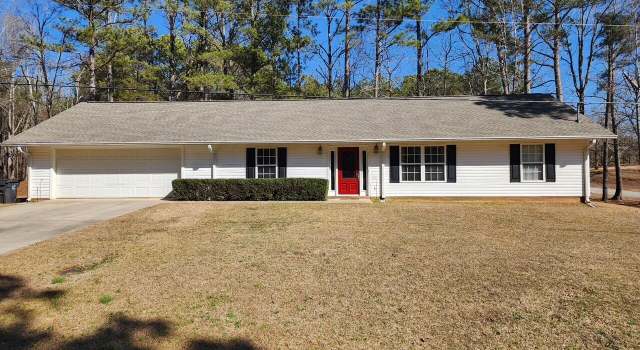 Photo of 30 Walkabout Ranch Rd, Daviston, AL 36256