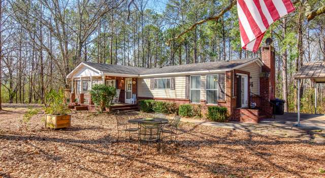 Photo of 825 Pearson Rd, Notasulga, AL 36866