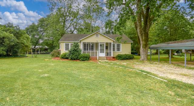 Photo of 135 West Ave, Notasulga, AL 36866