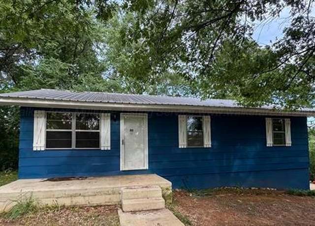 Property at 3820 Co Rd 77, Columbiana, AL 35051, 3 beds, 1 bath