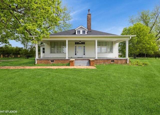 Property at 237 Guyton Cir, Hamilton, AL 35570, 3 beds, 2 baths
