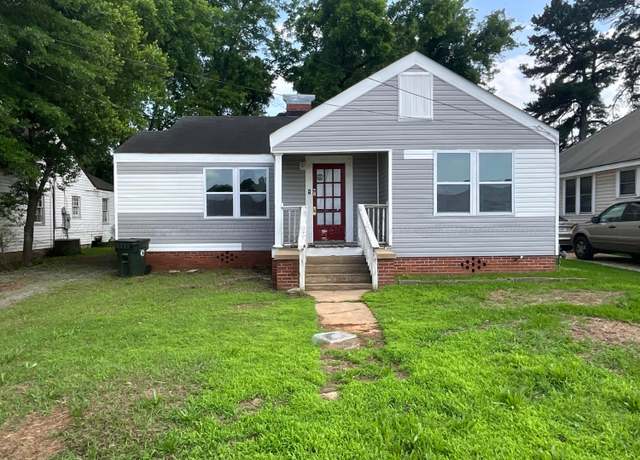 Property at 1715 17th St, Tuscaloosa, AL 35401, 3 beds, 2 baths