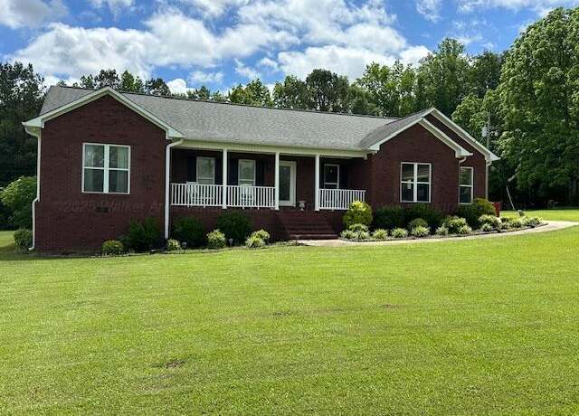 Property at 132 Woods Rd, Hamilton, AL 35570, 3 beds, 2 baths