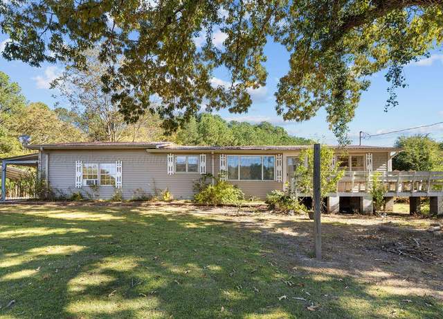 Property at 5875 Old Birmingham Hwy, Cordova, AL 35550, 3 beds, 1 bath