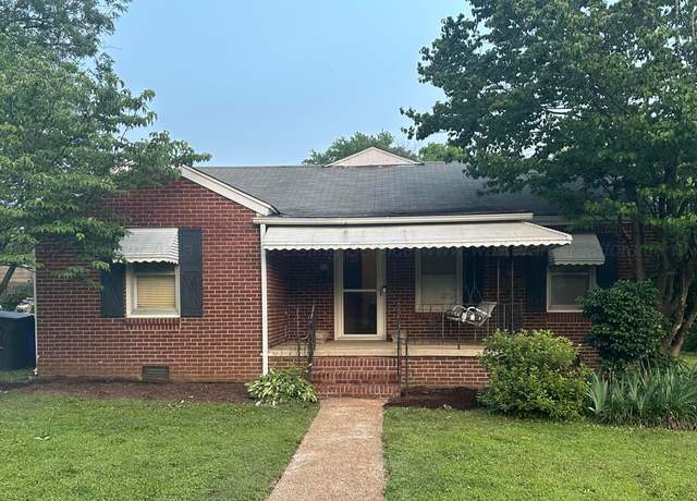 Property at 710 Sanonner Ave, Florence, AL 35630, 3 beds, 2 baths