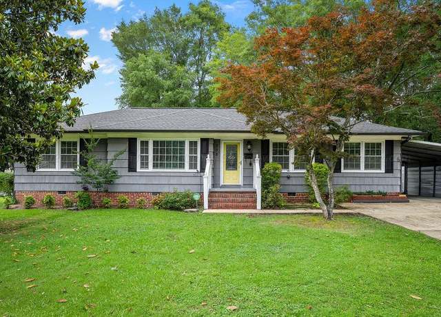 Property at 308 W 8th St, Jasper, AL 35501, 3 beds, 2 baths