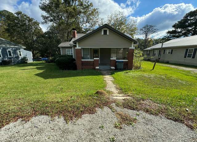Property at 217 Spring St, Adamsville, AL 35005, 3 beds, 2 baths