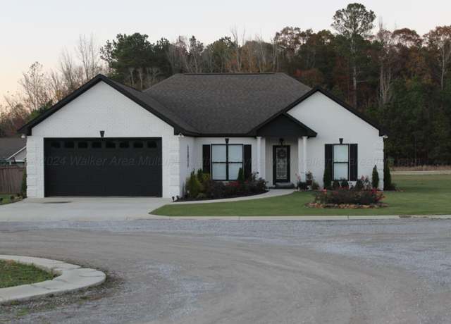 Property at 53 Garden Ln, Haleyville, AL 35565, 3 beds, 2 baths