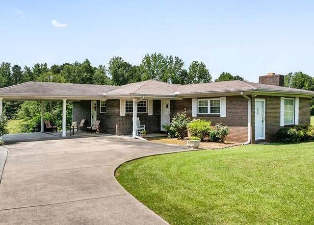 Property at 843 Bradford Rd, Jasper, AL 35503, 3 beds, 1 bath
