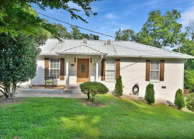 Property at 805 3rd Ave, Jasper, AL 35501, 3 beds, 1.5 baths
