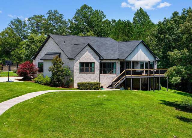 Property at 371 Emmons Dr, Arley, AL 35541, 3 beds, 4 baths