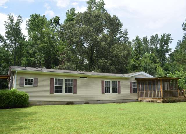 Property at 329 Lovell Rd, Jasper, AL 35504, 3 beds, 2.5 baths