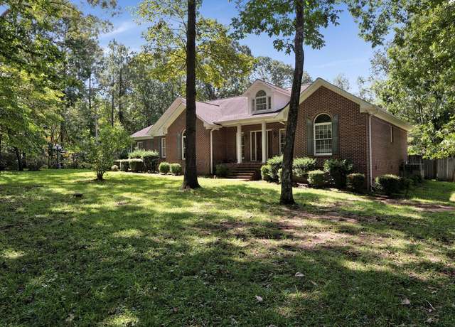 Property at 3503 Fairoaks Dr, Jasper, AL 35504, 3 beds, 1 bath