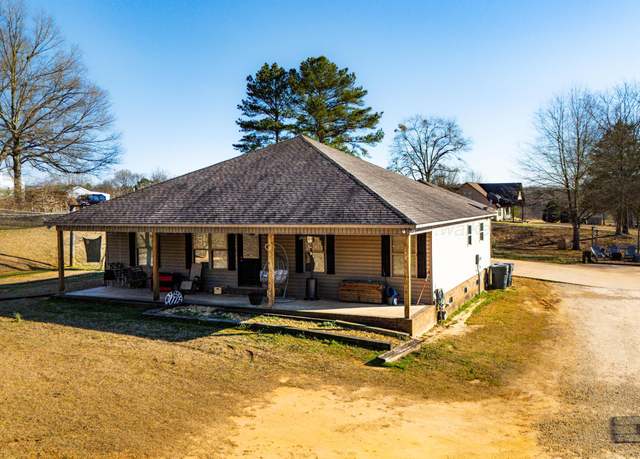 Property at 620 Co Rd 54, Winfield, AL 35594, 4 beds, 3 baths